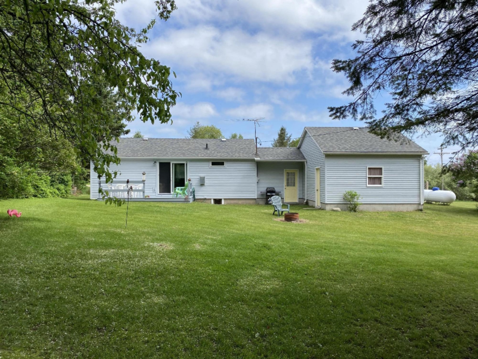 6219 Iris Road Ludington, MI 49431 - Photo 2 of 79 Rear view