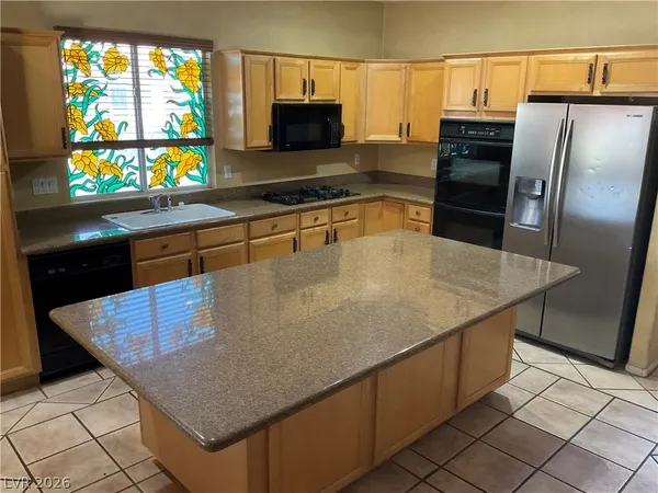 $2,350 | 255 Flirtation Court, Henderson, NV 89074