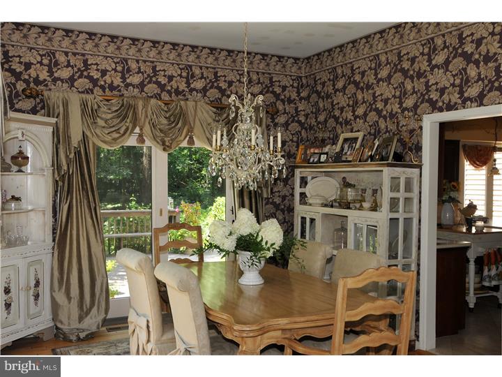 2403 Riverton Road Cinnaminson, NJ 08077 - Photo 11 of 16 Gallery Image 11