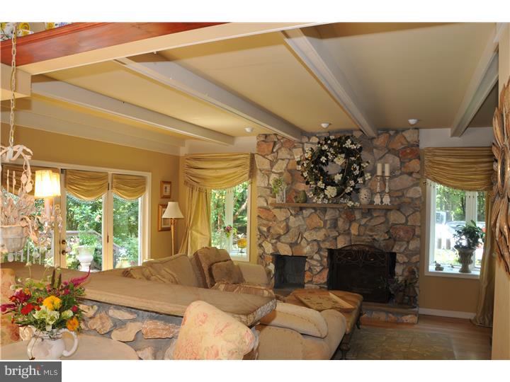 2403 Riverton Road Cinnaminson, NJ 08077 - Photo 13 of 16 Gallery Image 13