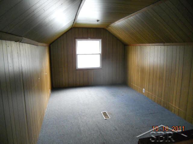 1010 Reed Street Saginaw, MI 48602 - Photo 6 of 6 20032715-5.JPG