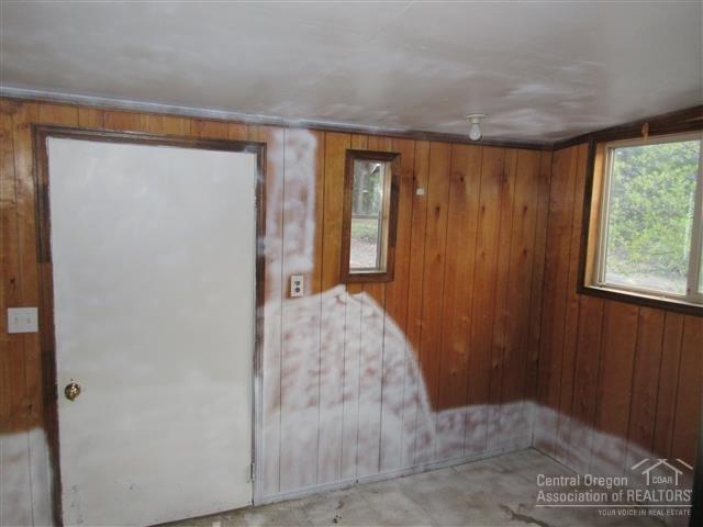 16943 Hermosa Road Bend, OR 97707 - Photo 16 of 16 Extra storage space in this room off of