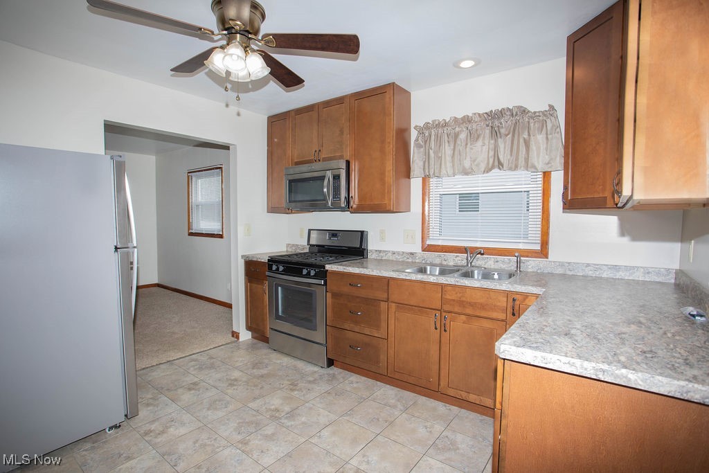 1883 Mathews Road Youngstown, OH 44514 - Photo 9 of 28 Gallery Image 9