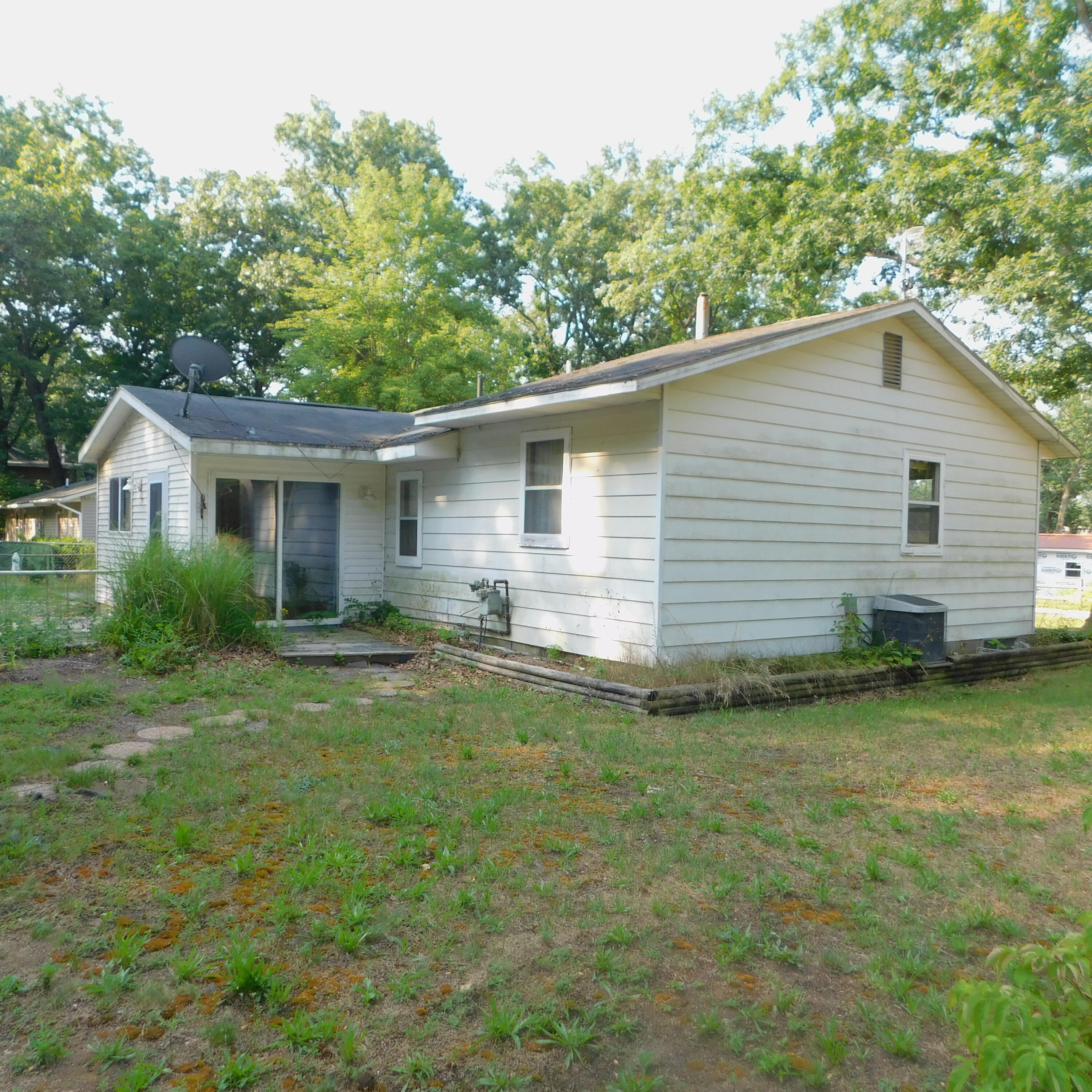 2155 Spruell Road Newaygo, MI 49337 - Photo 3 of 21 DSCN3863