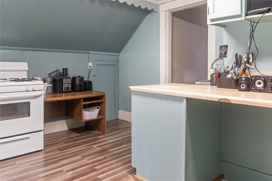 117 Madison Street Arcadia, NY 14513 - Photo 33 of 48 unit 2 kitchen