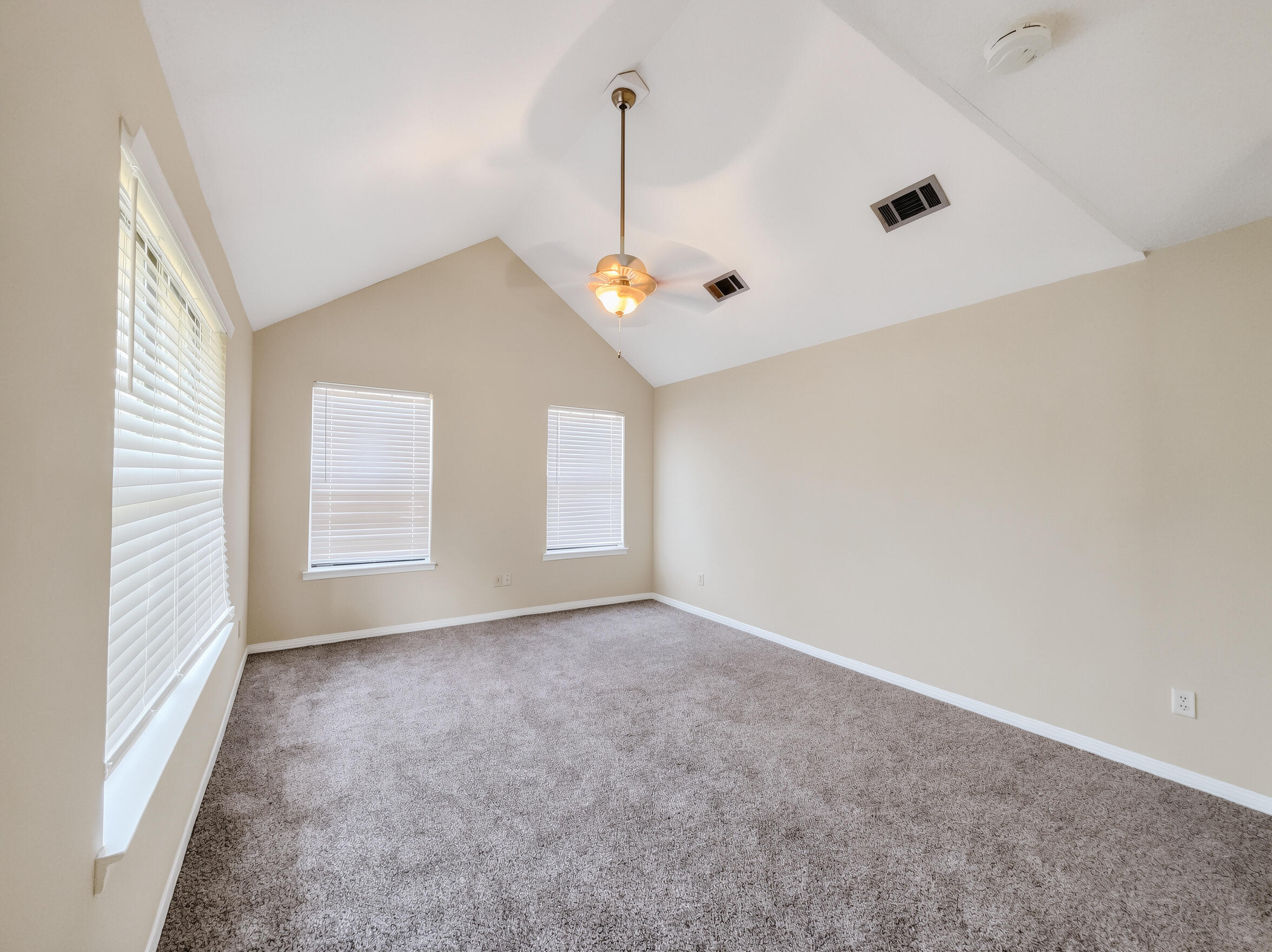 1825 Hunters Path Fort Walton Beach, FL 32547 - Photo 5 of 13 1825-Hunters-Path_interior-living-room-1