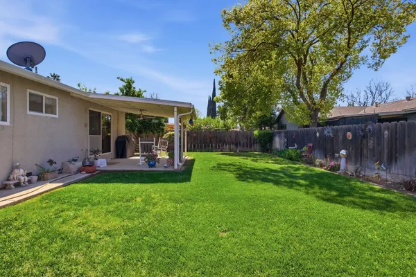 $399,900 | 647 Ward Avenue, Patterson, CA 95363
