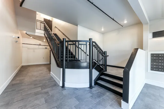 $1,950 | 400 North River Street, Unit 305, Ypsilanti, MI 48198