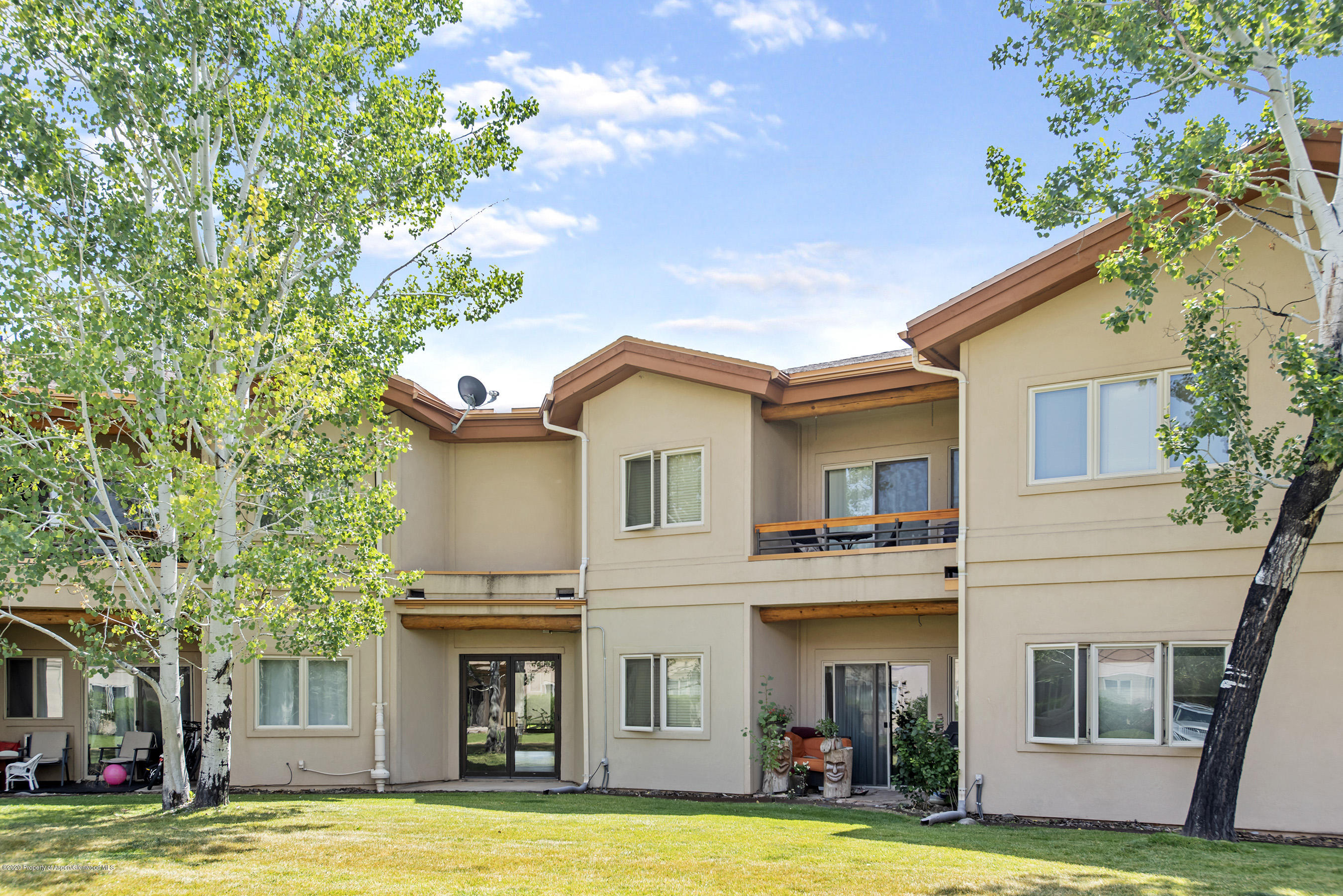 1400 East Valley Road, Unit 217 Basalt, CO 81621 - Photo 3 of 10 1400eValley217_Med20082608