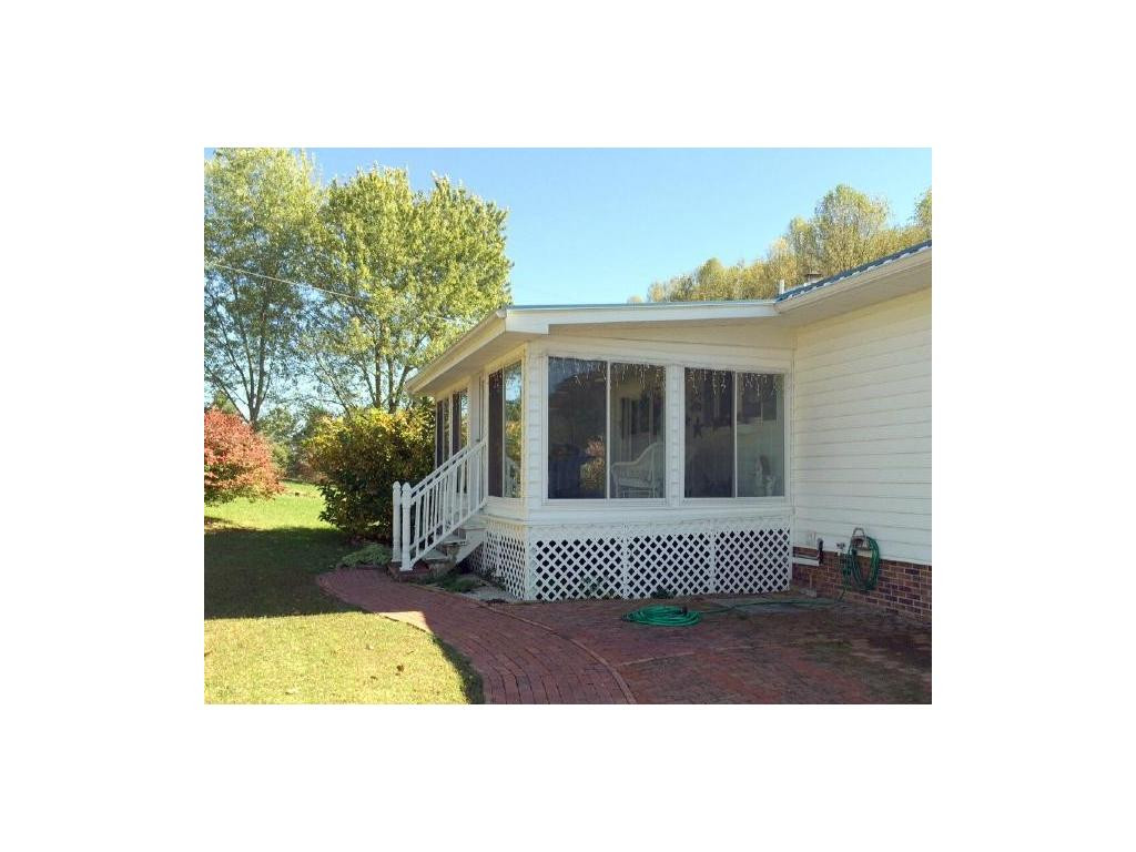 416 Johnson Chapel Road Bristol, TN 37620 - Photo 3 of 36 Sunroom