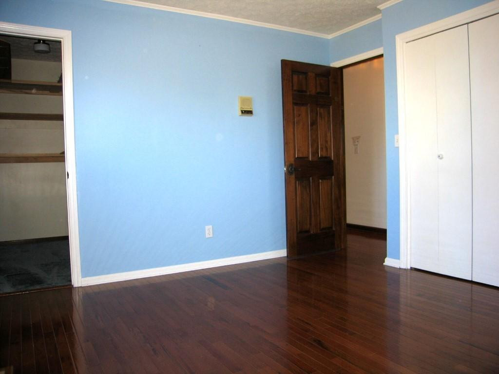 416 Johnson Chapel Road Bristol, TN 37620 - Photo 21 of 36 Main House 2nd BR