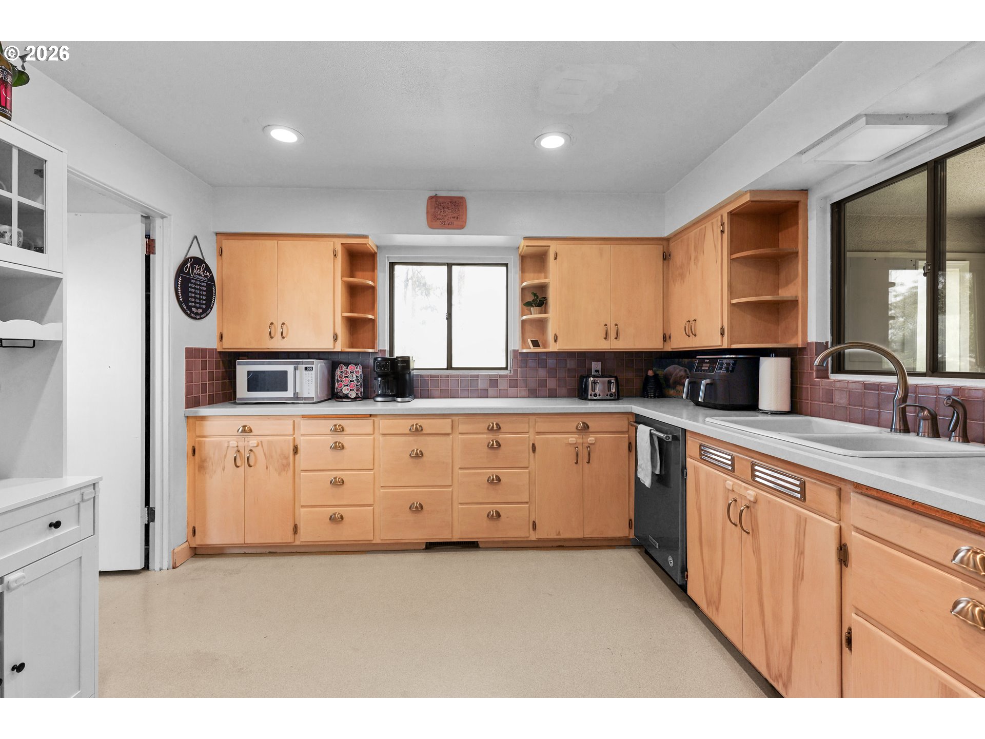 1321 Northwest King Avenue Pendleton, OR 97801 - Photo 22 of 37