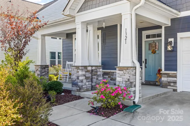a view of house with outdoor space