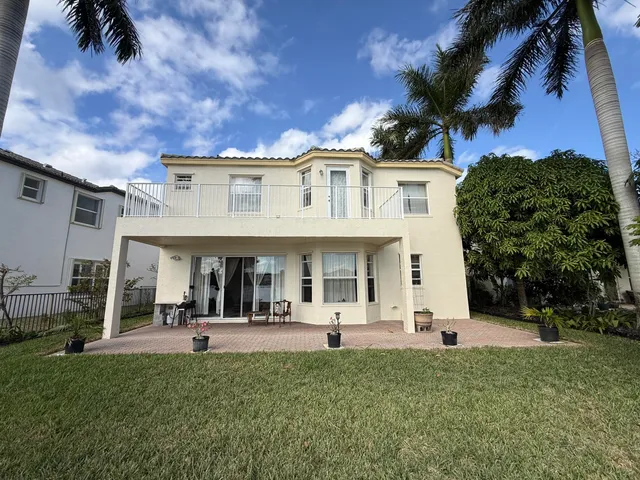 $910,000 | 2709 Shaughnessy Drive, Wellington, FL 33414
