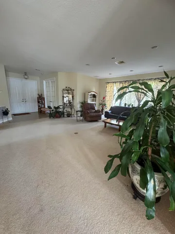 $910,000 | 2709 Shaughnessy Drive, Wellington, FL 33414