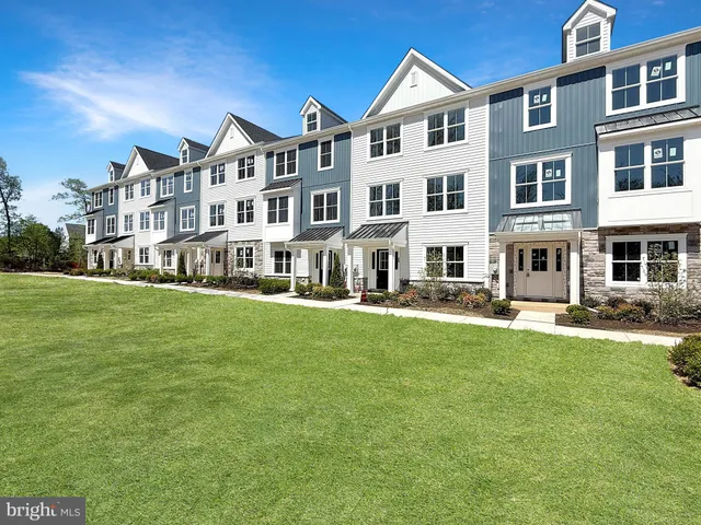 $569,900 | 10 Schadle Road, Perkasie, PA 18944