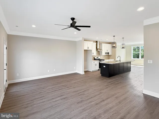 $569,900 | 10 Schadle Road, Perkasie, PA 18944