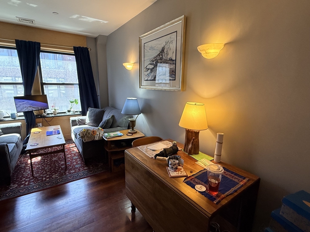 42 Beach Street, Unit 8B Boston, MA 02111 - Photo 6 of 28