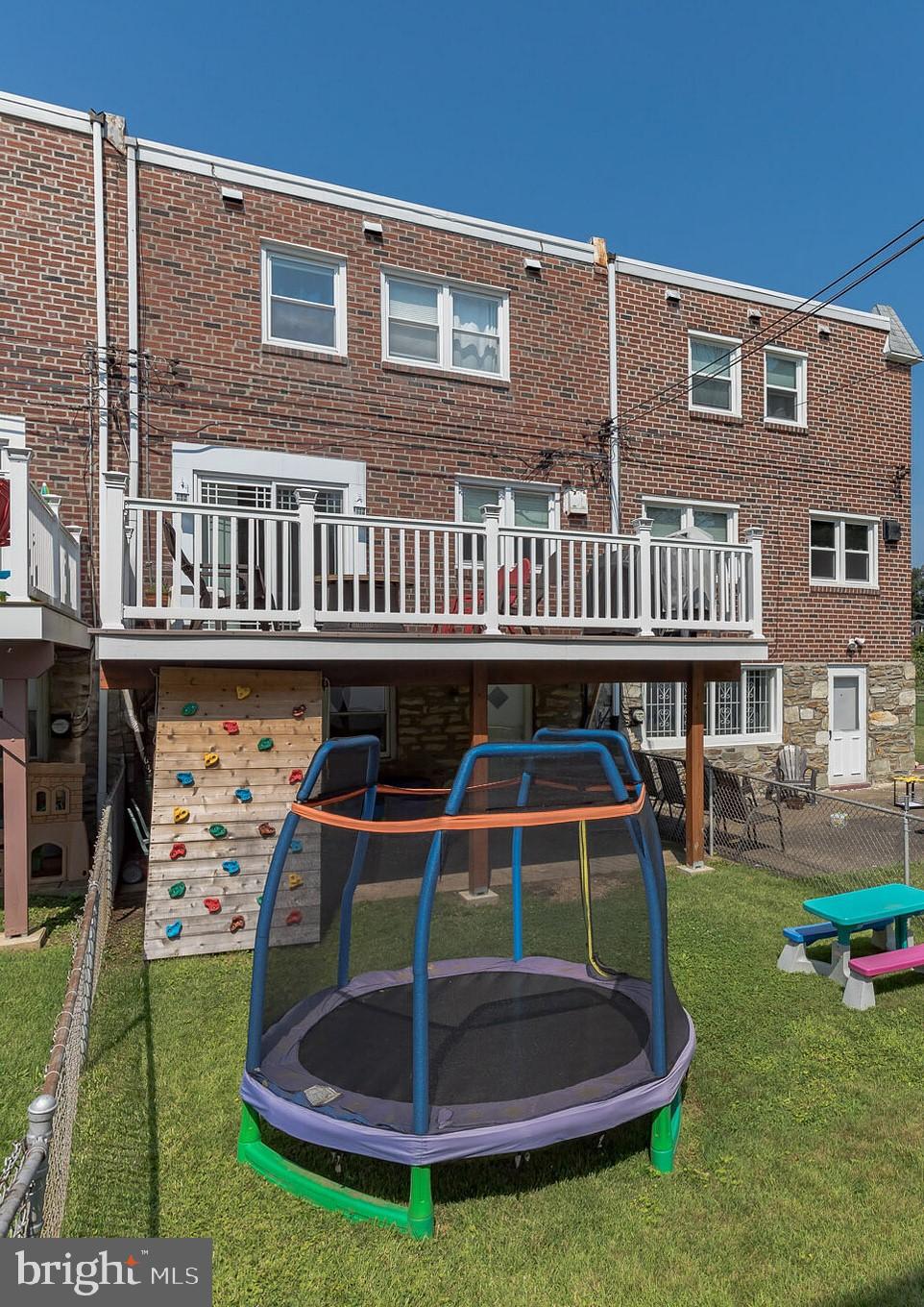 11842 Colman Road Philadelphia, PA 19154 - Photo 24 of 25 Gallery Image 24