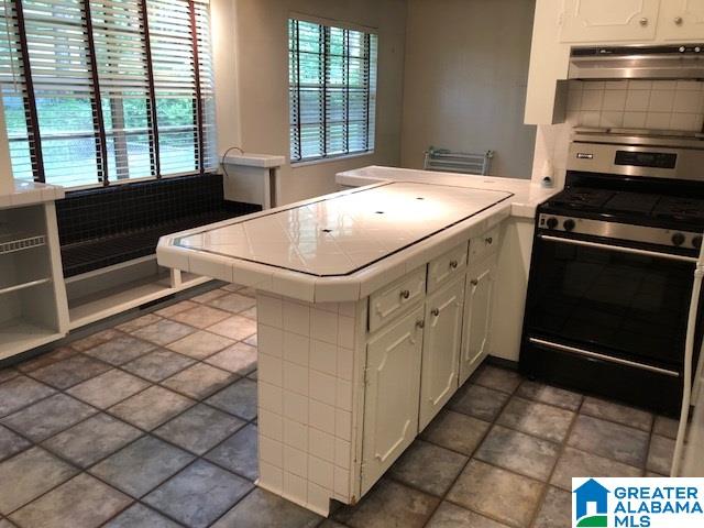 3421 Rock Ridge Circle Birmingham, AL 35210 - Photo 7 of 9