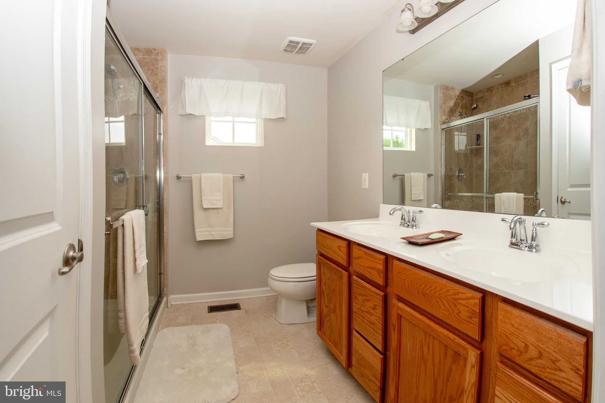 5631 Country Farm Road White Marsh, MD 21162 - Photo 11 of 25 Gallery Image 11