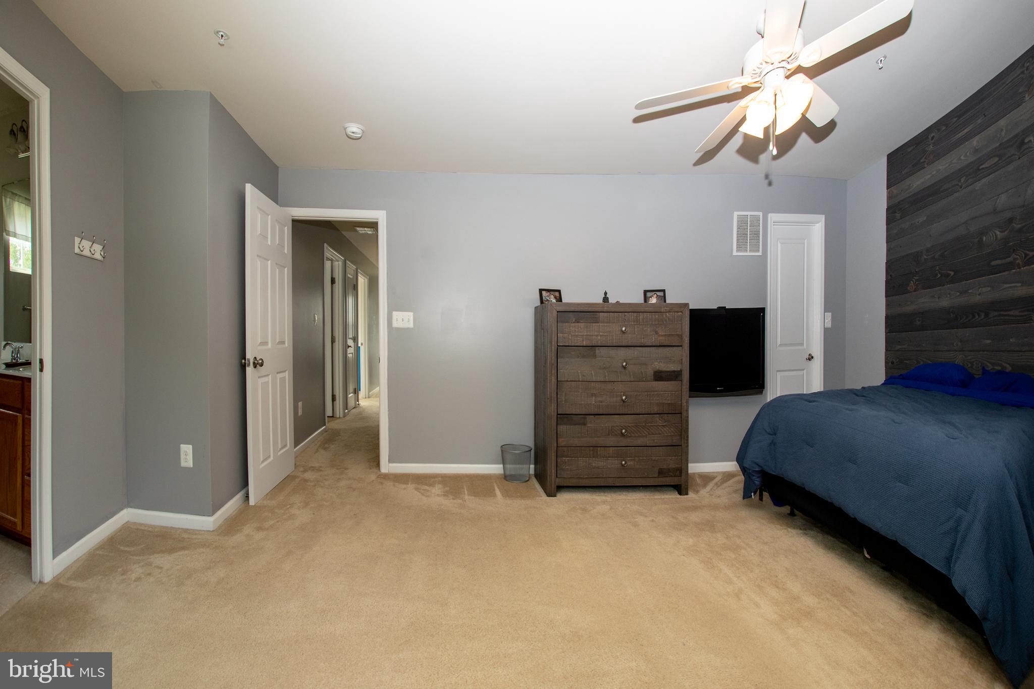 5631 Country Farm Road White Marsh, MD 21162 - Photo 9 of 25 Gallery Image 9