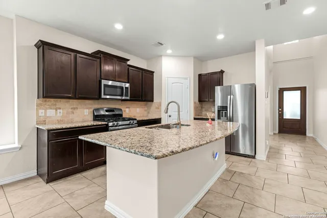 $475,000 | 22410 Akin Fawn, San Antonio, TX 78261
