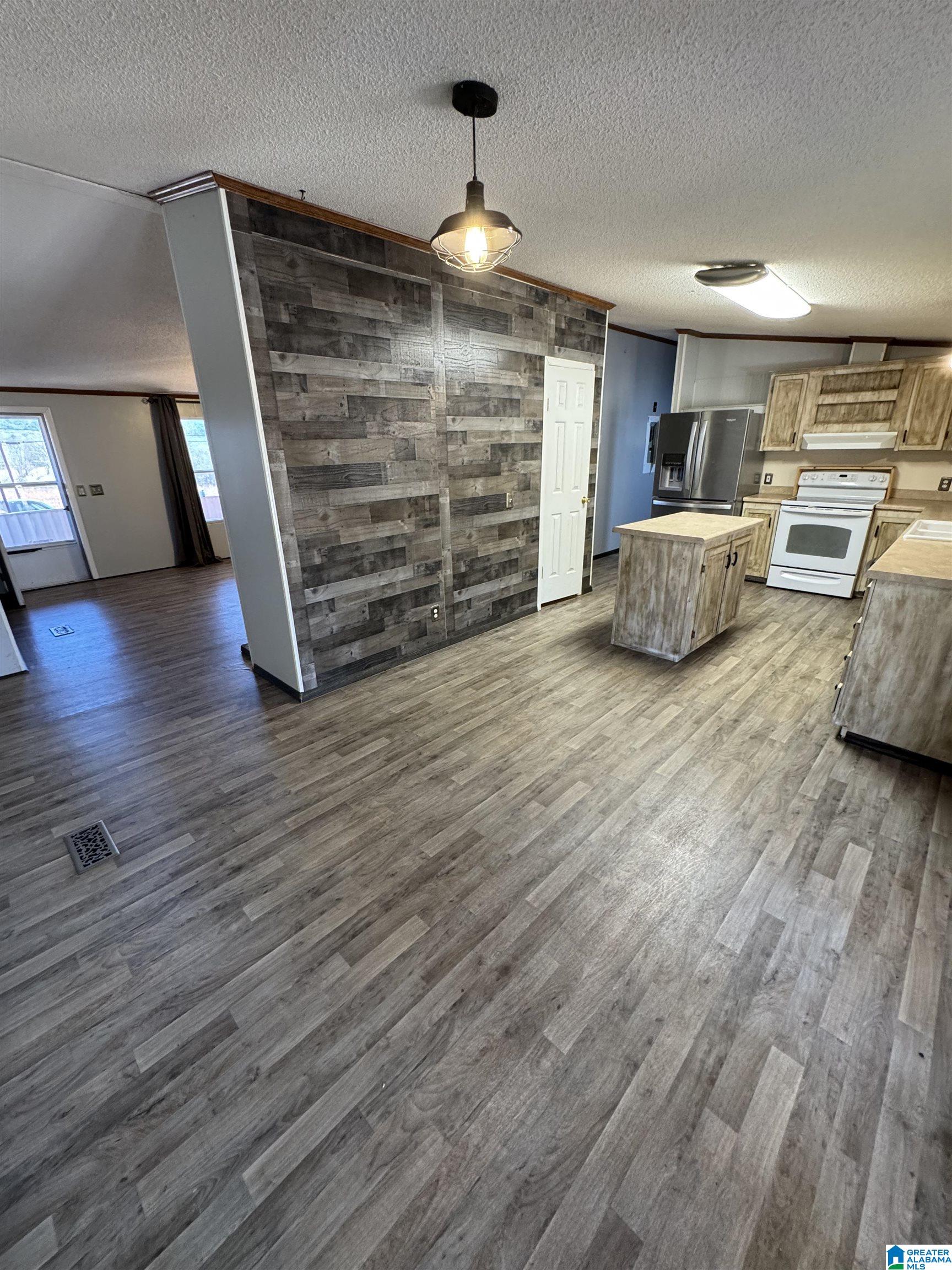 546 Turner Road Anniston, AL 36201 - Photo 5 of 50