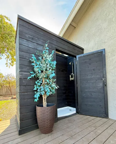 a view of a entryway door of the house