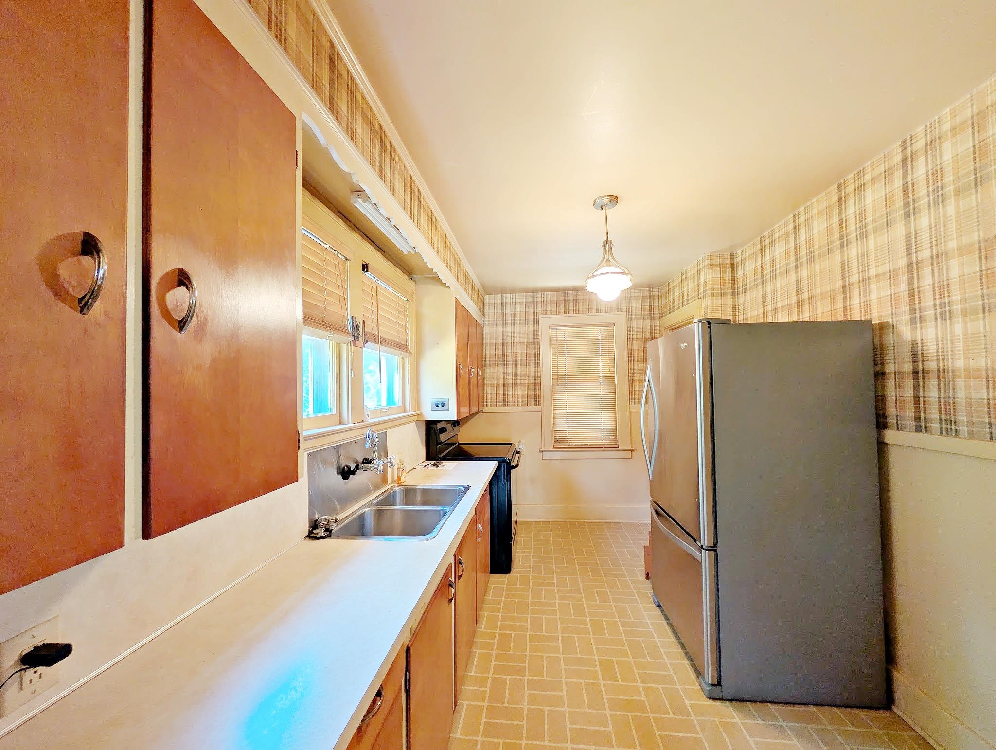 502 Dougherty Place Flint, MI 48504 - Photo 8 of 27