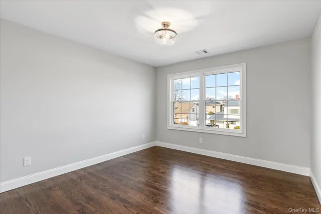 $1,399,000 | 214 North Cedar Street, Massapequa, NY 11758