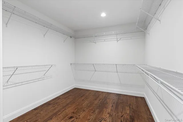 $1,399,000 | 214 North Cedar Street, Massapequa, NY 11758