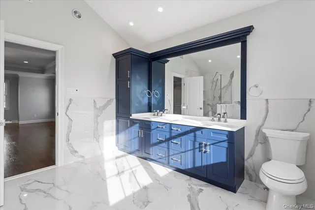 $1,399,000 | 214 North Cedar Street, Massapequa, NY 11758