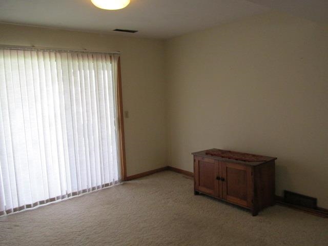 1932 West Middlebury Road Freeport, IL 61032 - Photo 22 of 28 Gallery Image 22