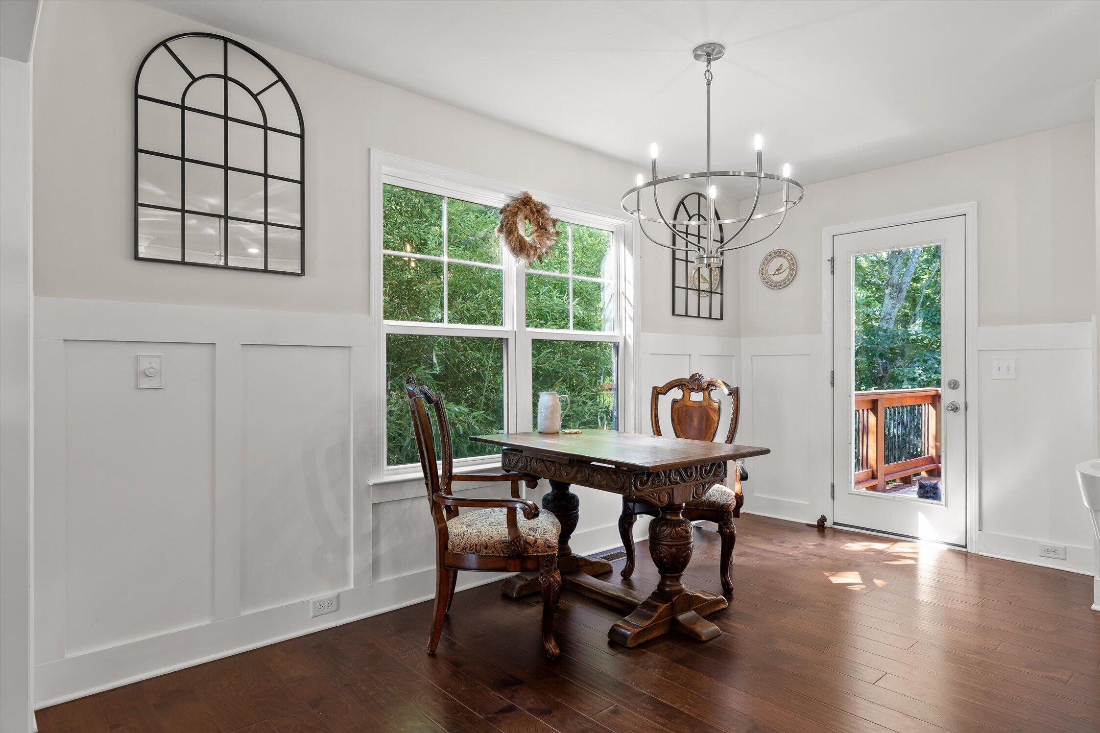 6362 Chandler Hill Road Ooltewah, TN 37363 - Photo 10 of 34 Dining Room (easily seats 6)