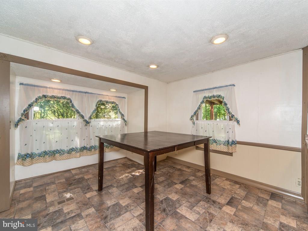 299 Frysville Road York, PA 17406 - Photo 9 of 26 Gallery Image 9