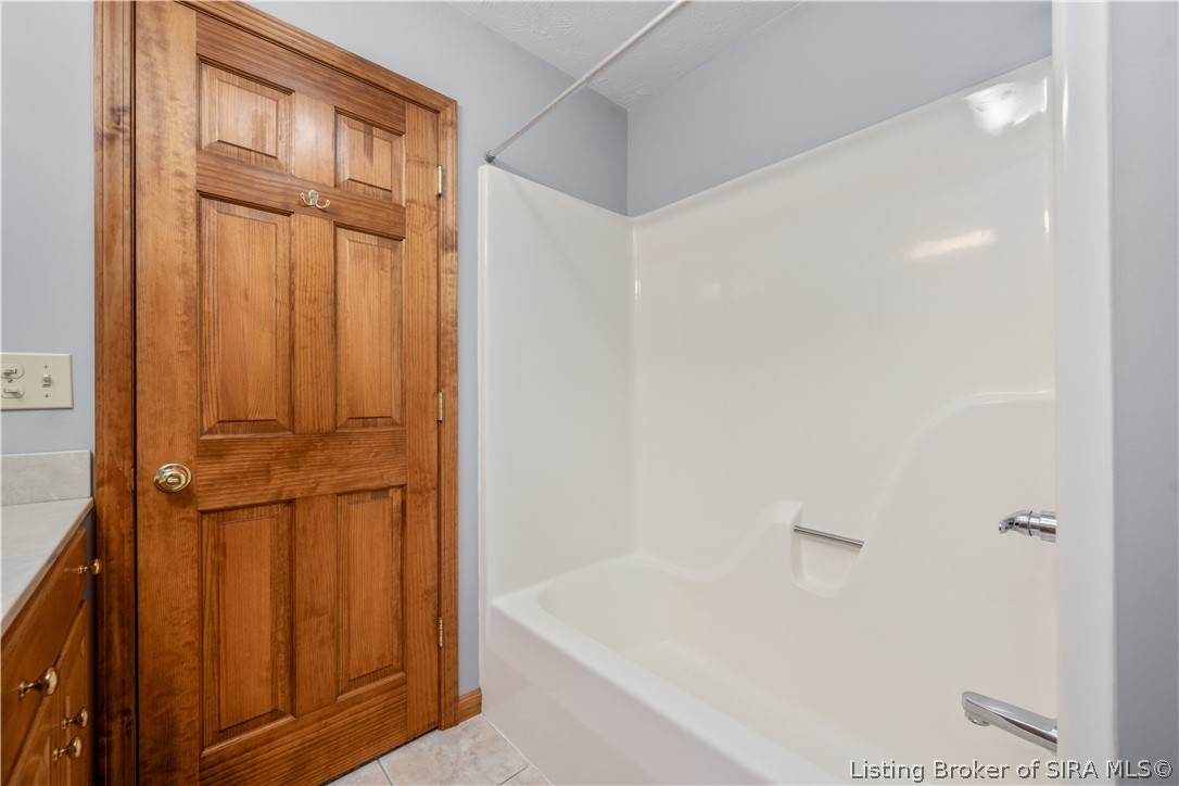 1101 Harvest Ridge Boulevard Memphis, IN 47143 - Photo 17 of 42