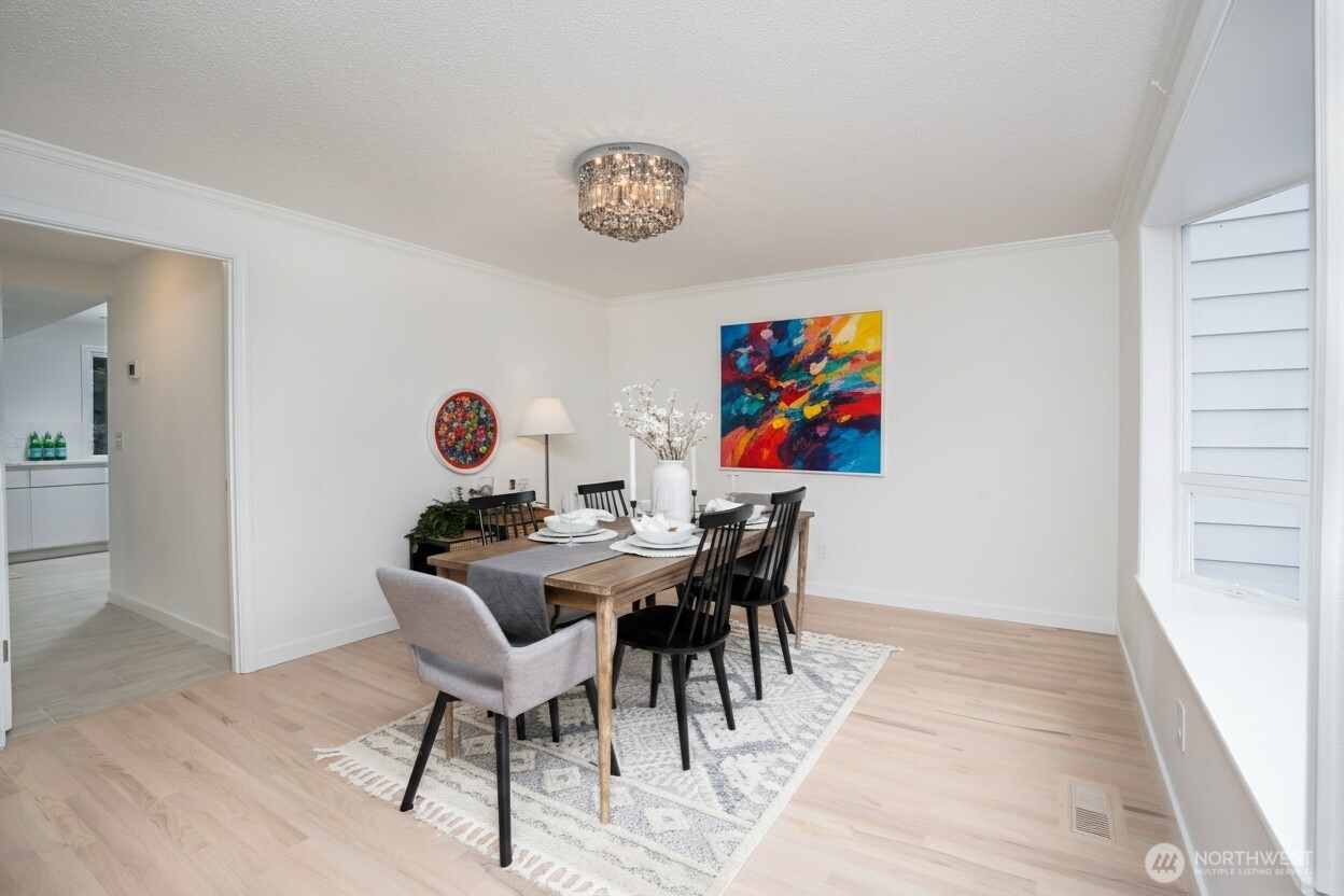 32520 30th Avenue Southwest Federal Way, WA 98023 - Photo 11 of 38