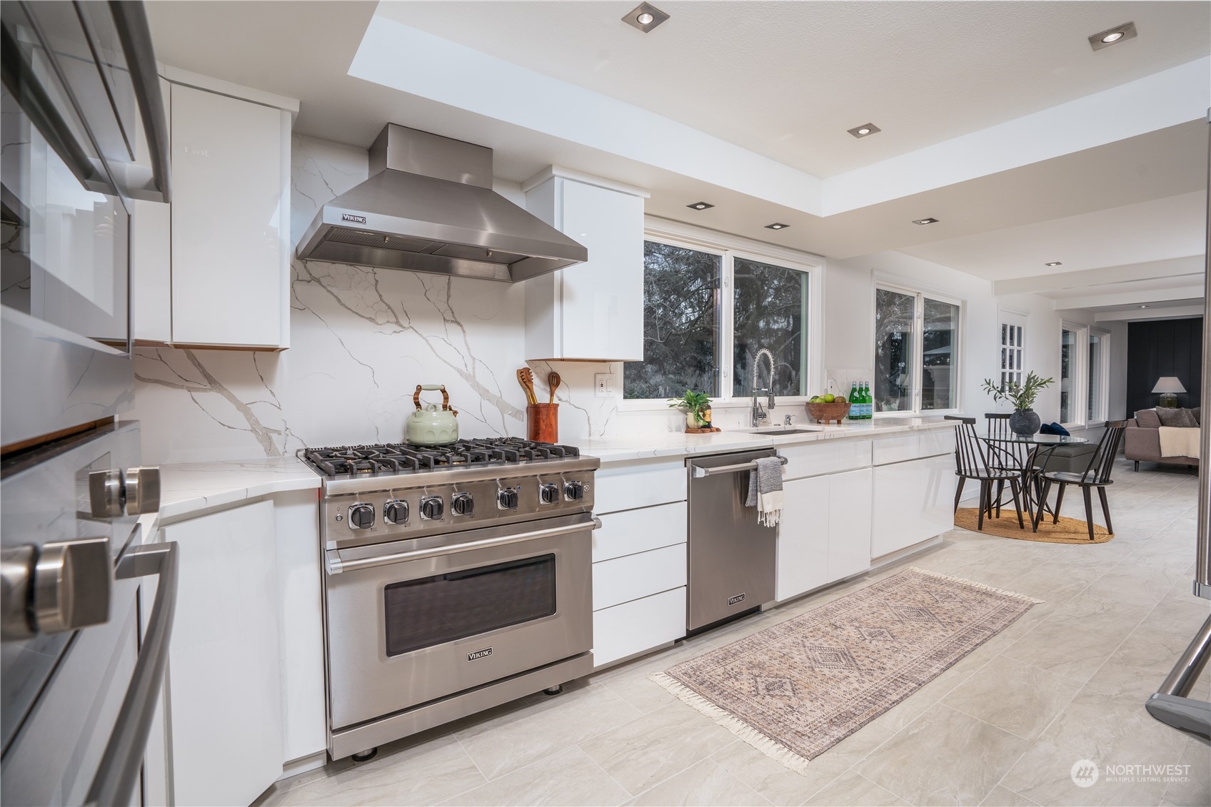 32520 30th Avenue Southwest Federal Way, WA 98023 - Photo 3 of 40