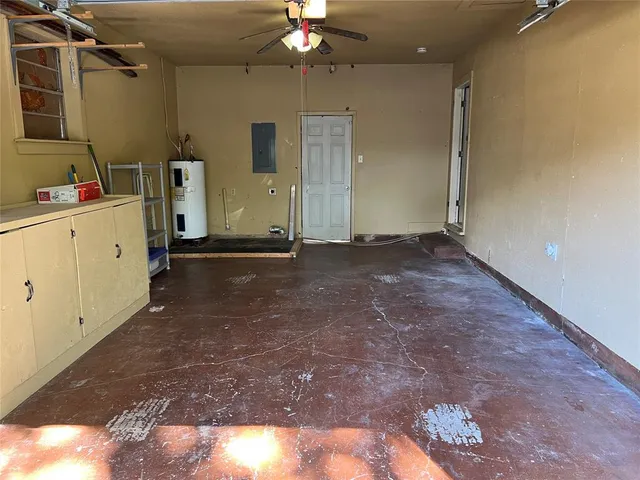 $1,425 | 1711 Harris Street, Gainesville, TX 76240