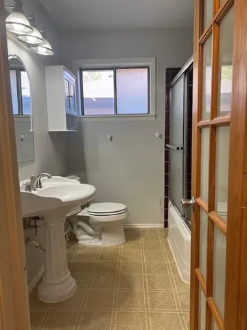 $1,425 | 1711 Harris Street, Gainesville, TX 76240