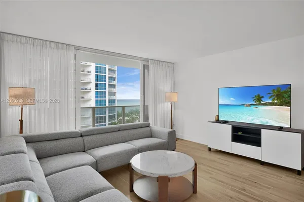 $6,250 | 3505 South Ocean Drive, Unit 808, Hollywood, FL 33019