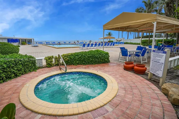 $6,250 | 3505 South Ocean Drive, Unit 808, Hollywood, FL 33019