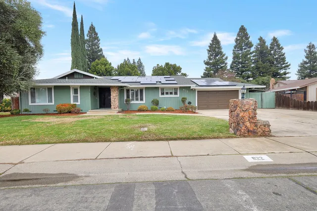 $469,900 | 822 Mesa Verde, Yuba City, CA 95993