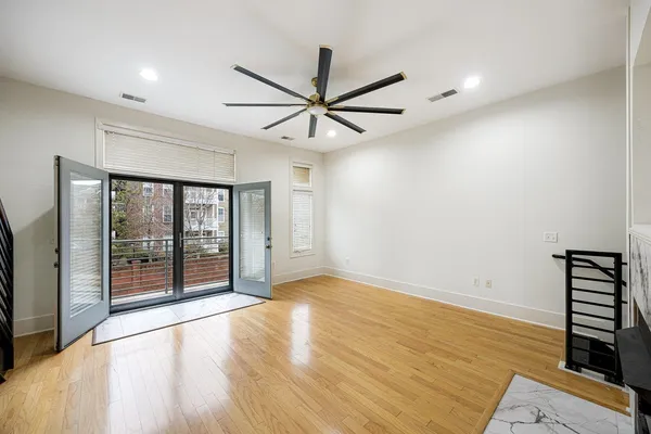 $2,450 | 614 Tennessee Street, Unit 201, Memphis, TN 38103