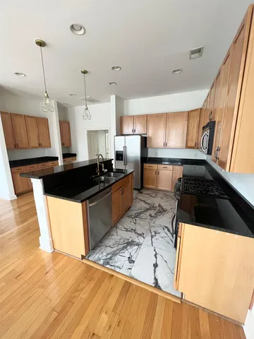 $2,600 | 614 Tennessee Street, Unit 201, Memphis, TN 38103