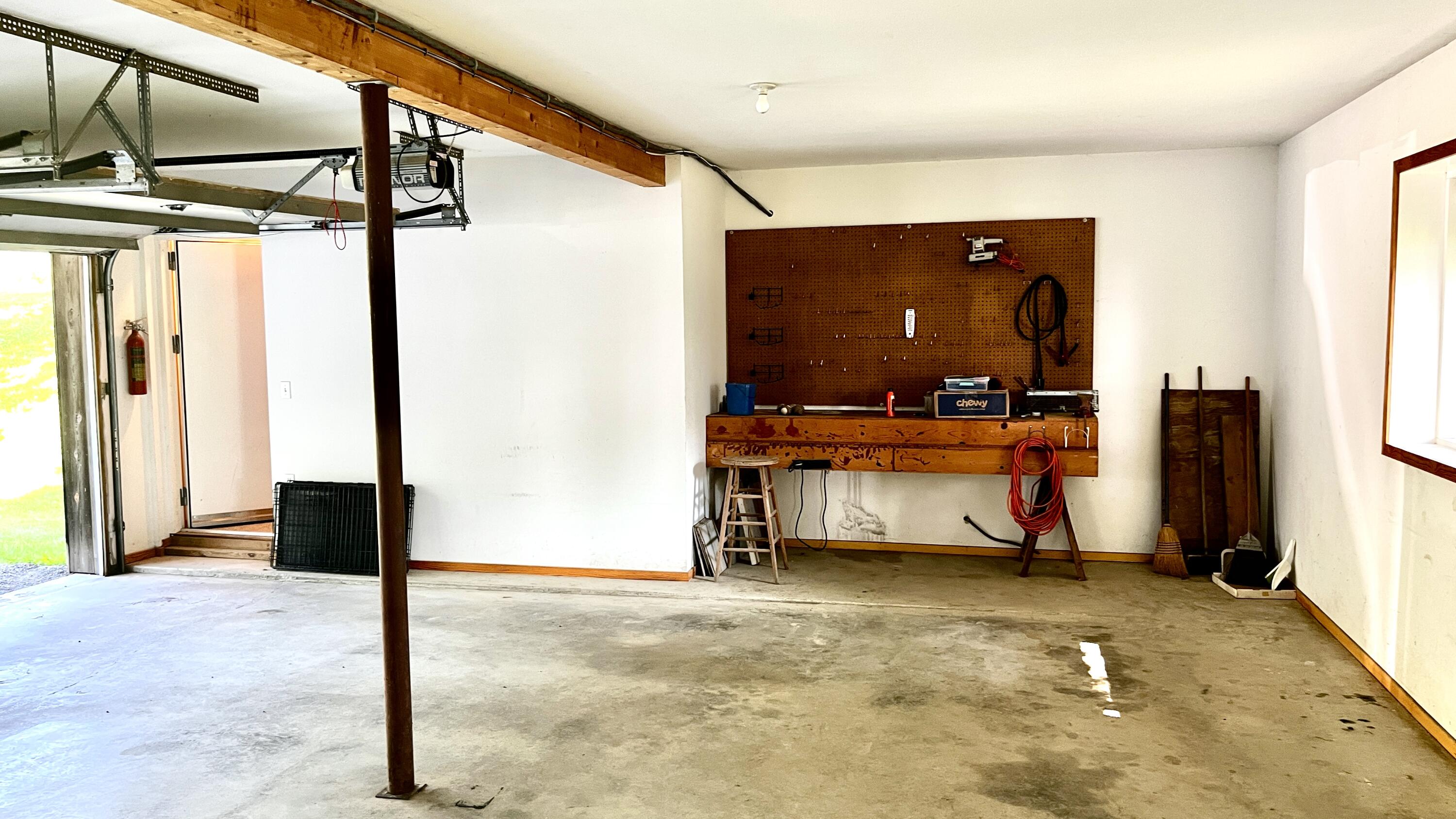 34 Indian Point Road Waldoboro, ME 04572 - Photo 42 of 63 Garage