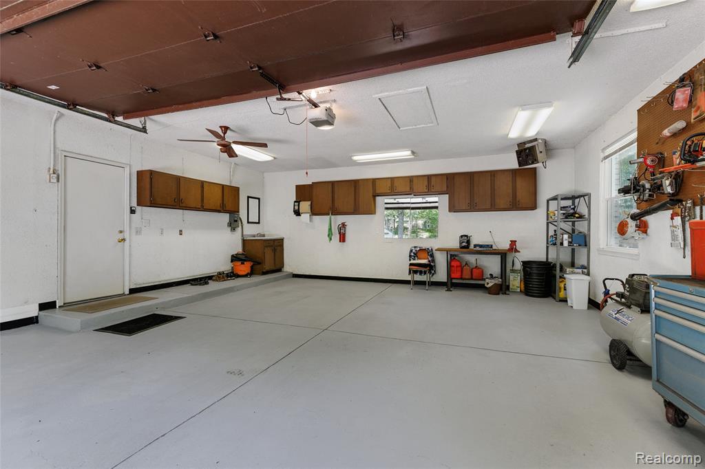 10100 Bridge Lake Road Clarkston, MI 48348 - Photo 24 of 39