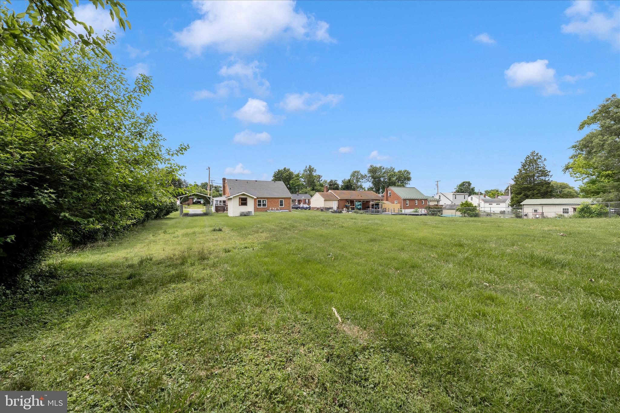 17534 Lincolnshire Road Hagerstown, MD 21740 - Photo 41 of 50 Exterior Back