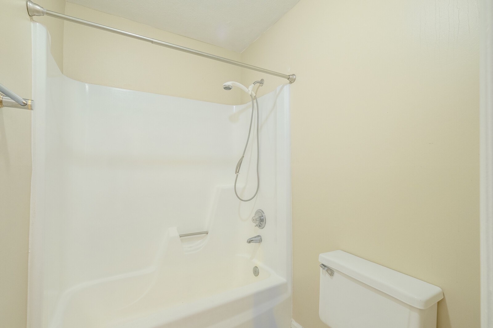4001 Anderson Road, Unit R103 Nashville, TN 37217 - Photo 22 of 35 Gallery Image 22